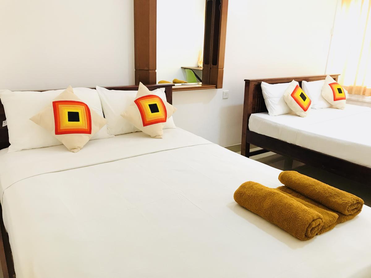 Lake City Resort Anuradhapura Exterior foto
