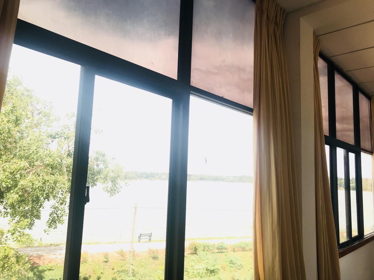 Lake City Resort Anuradhapura Habitación foto